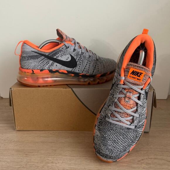 Nike Air Max Flyknit Wolf Grey/Volt Orange Sneakers - SZ M 6- W 7.5 main image 4